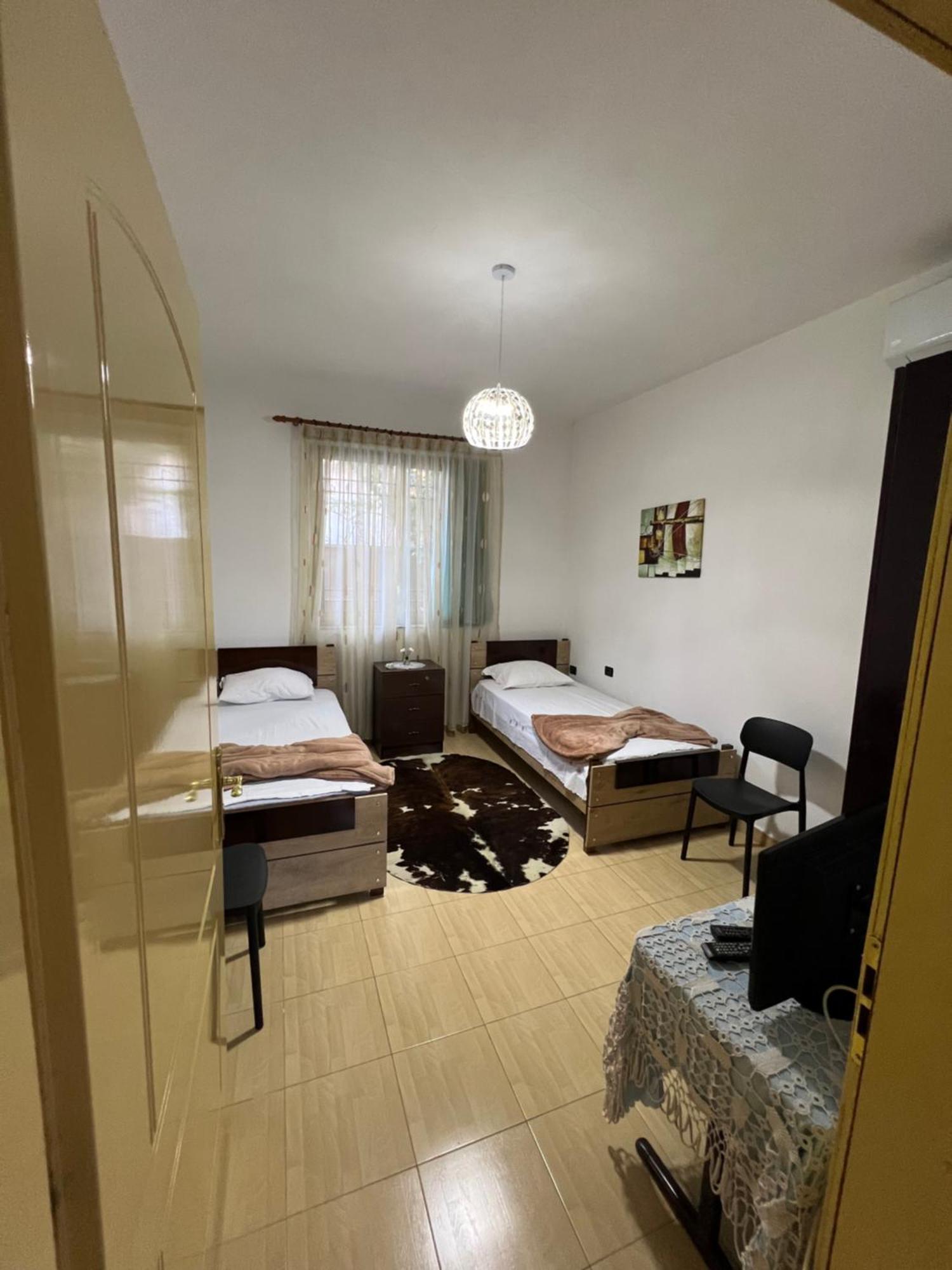 Hotell Dibra Near Center Of Shkodër