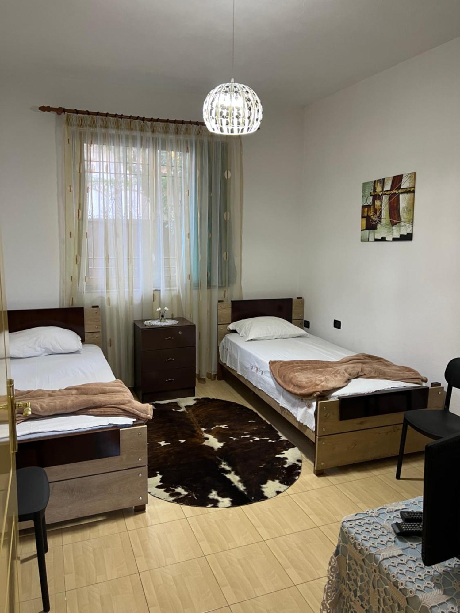 Hotell Dibra Near Center Of Shkodër