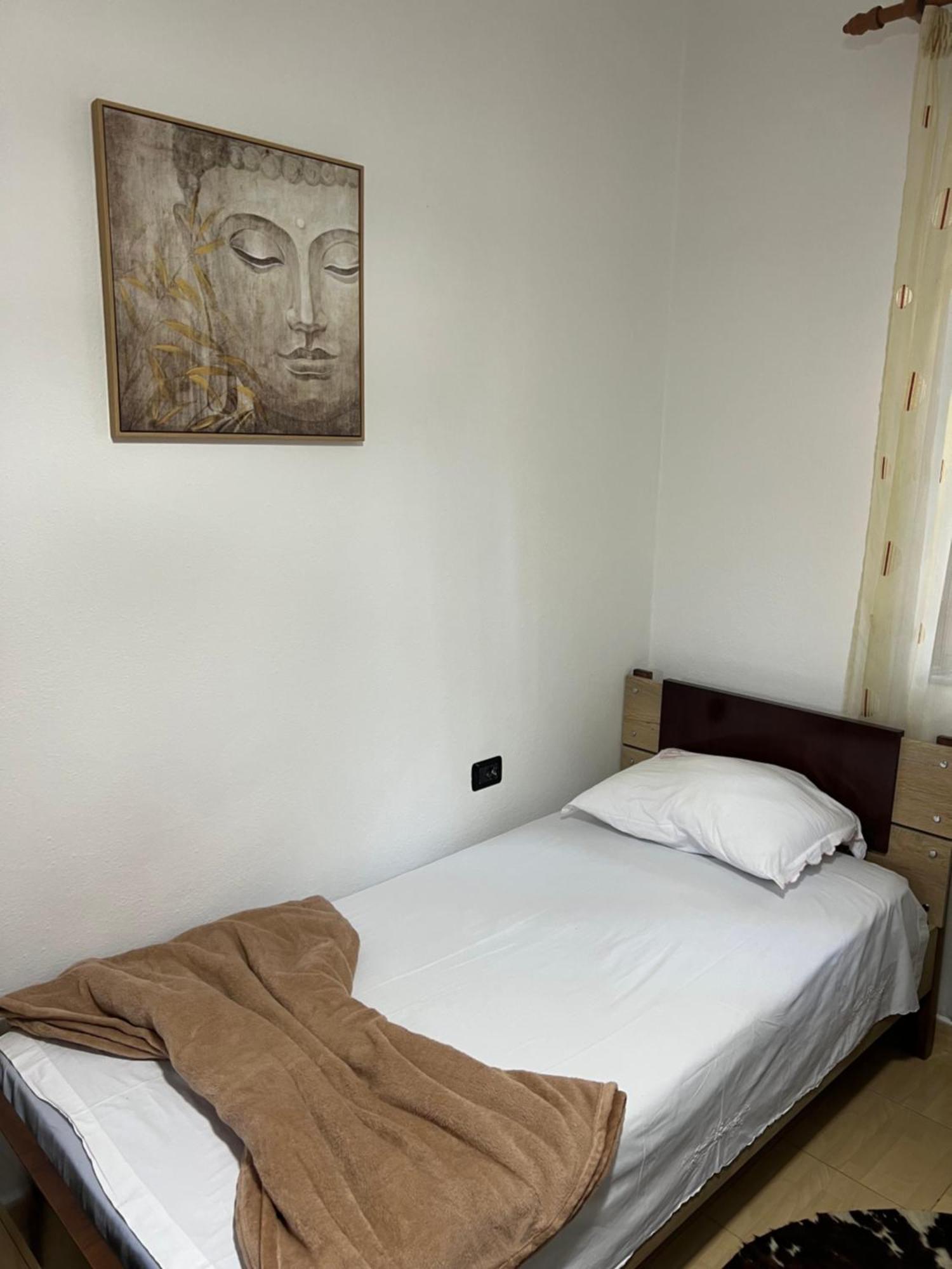 Dibra Near Center Of Hotell 5*